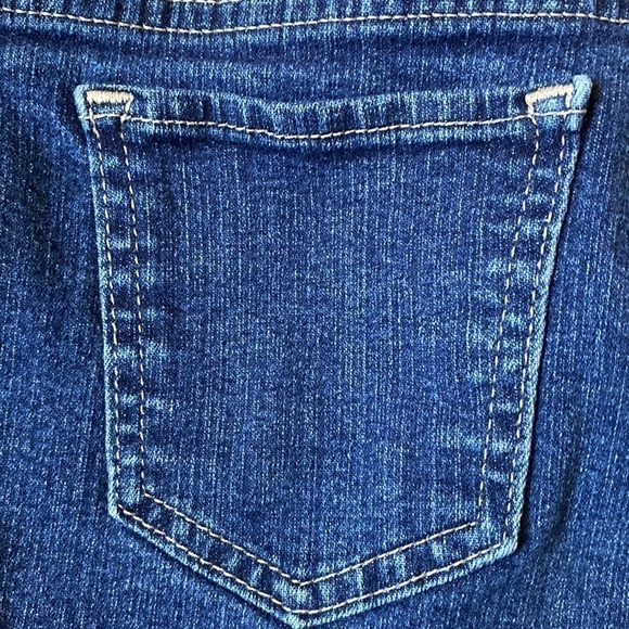 KIDS Jean Shorts - Picture 6 of 8